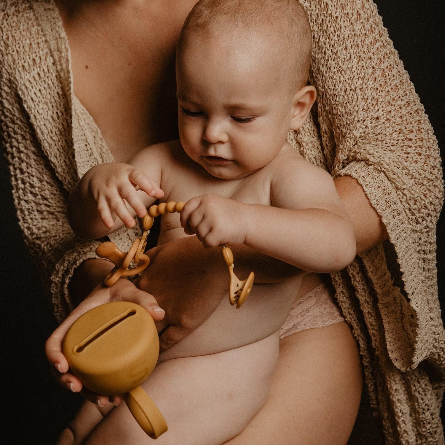 Boite sucette en silicone rouge Suavinex