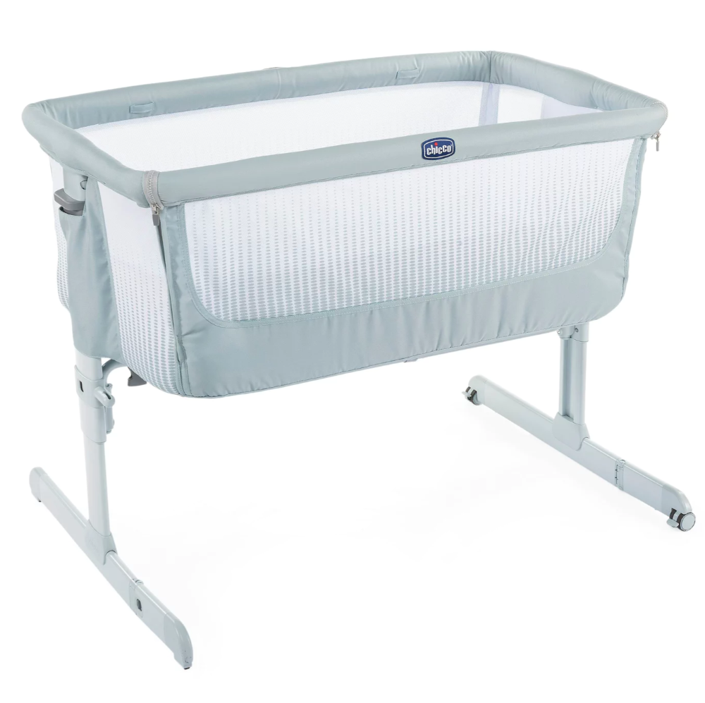 Cododo next to me air sky Chicco