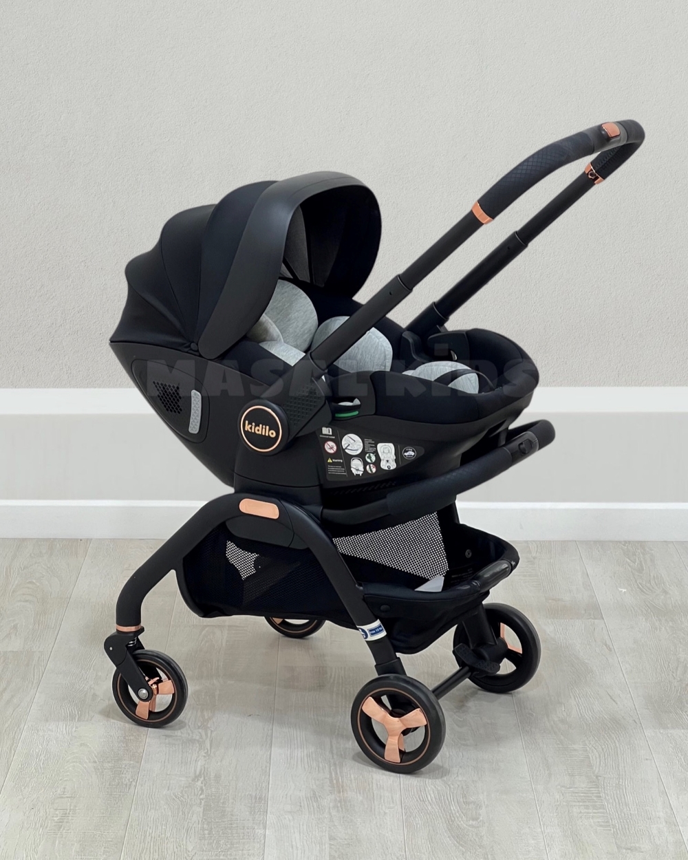 Poussette et maxicosy 2en1 gris S366 Kidilo