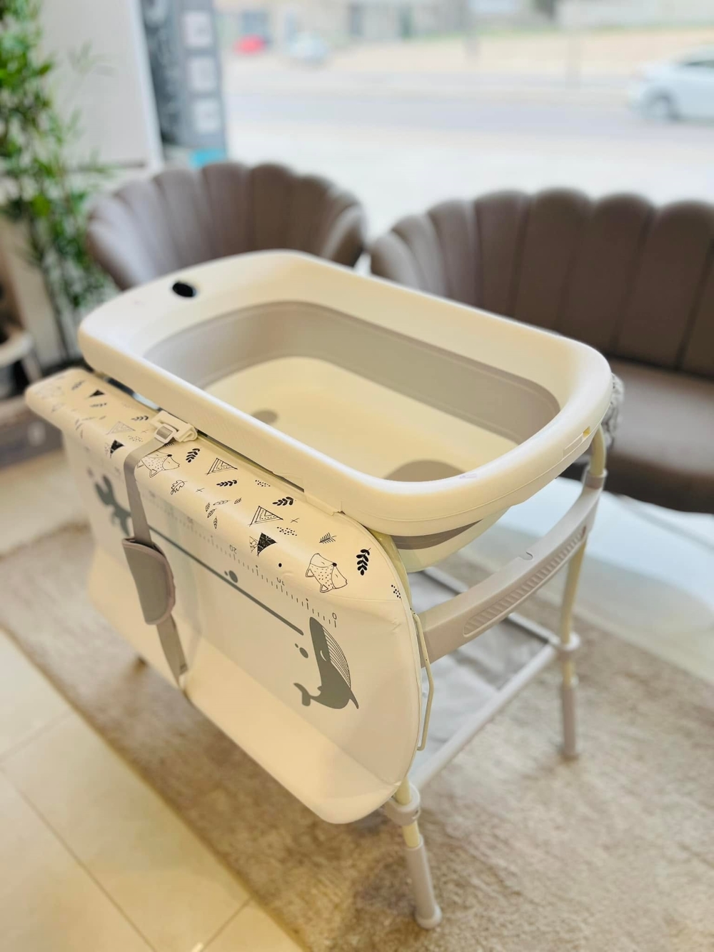 Baignoire bébé avec table à langer