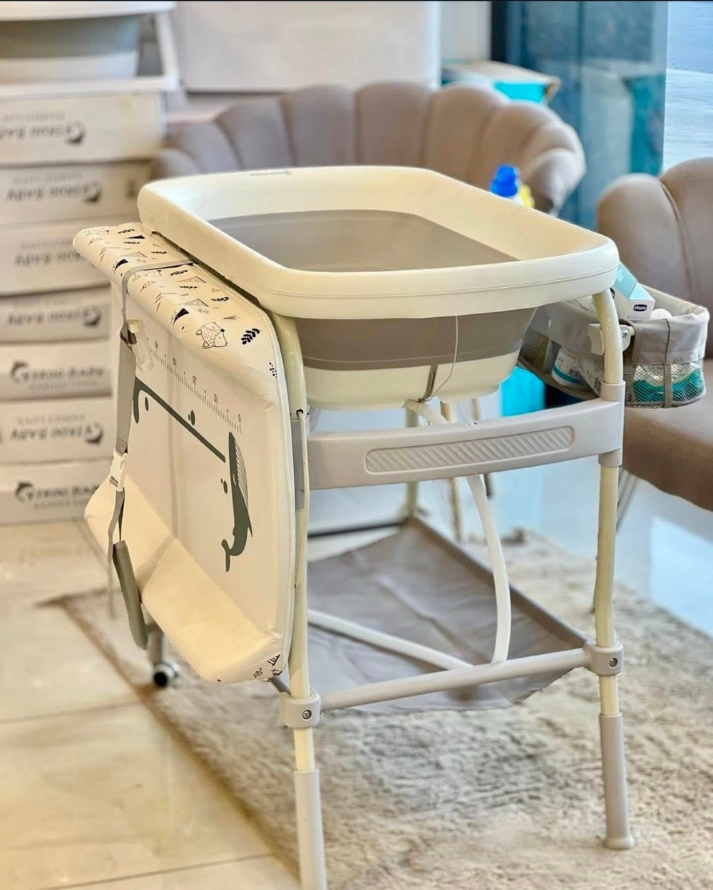 Baignoire bébé avec table à langer