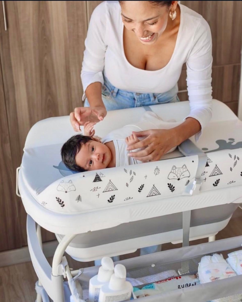 Baignoire bébé avec table à langer